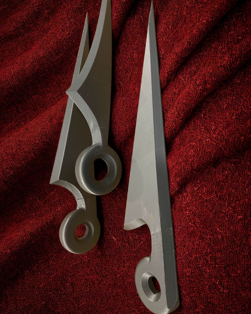 Hornets Threefold Pin Set Silksong Cosplay Prop